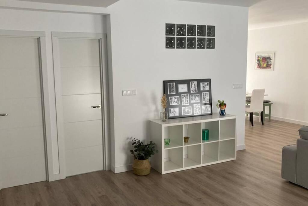 Апартаменты Piso Nuevo, Centrico Y Tranquilo Бульяс Экстерьер фото